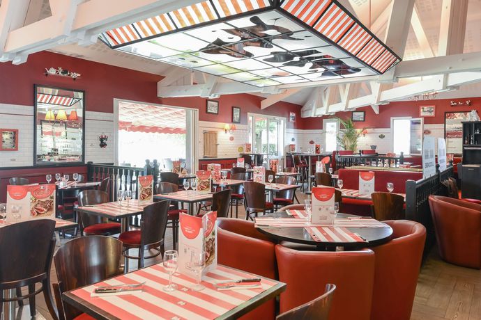 Imagen general del Hotel Le Relais Des Brasseurs - Aubagne. Foto 12