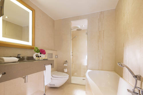 Imagen de la habitación del Hotel Le Relais Des Halles. Foto 15