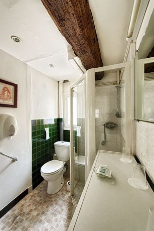 Imagen de la habitación del Hotel Le Relais Des Templiers. Foto 6