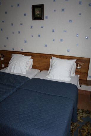 Imagen de la habitación del Hotel Le Relais Des Templiers. Foto 9