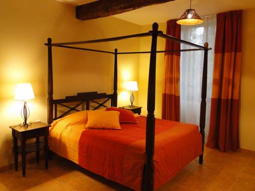 Imagen de la habitación del Hotel Le Relais Du Grand Logis. Foto 3