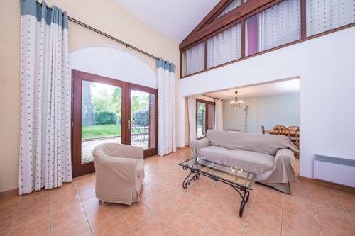 Imagen de la habitación del Hotel Le Relais Du Grand Logis. Foto 9