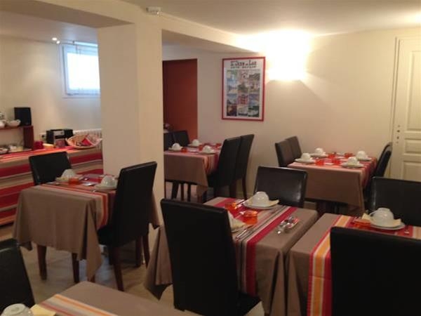 Imagen general del Hotel Le Relais Saint Jacques. Foto 14