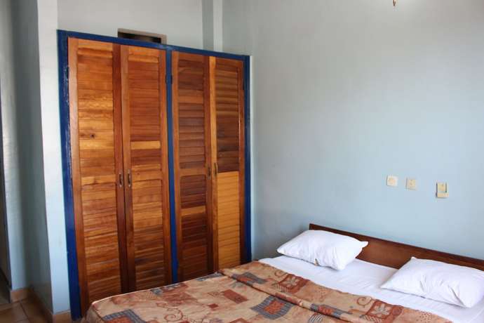 Imagen de la habitación del Hotel Le Relais Saint Jacques, Yaound&eacute;. Foto 10