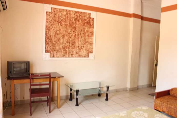 Imagen de la habitación del Hotel Le Relais Saint Jacques, Yaound&eacute;. Foto 11