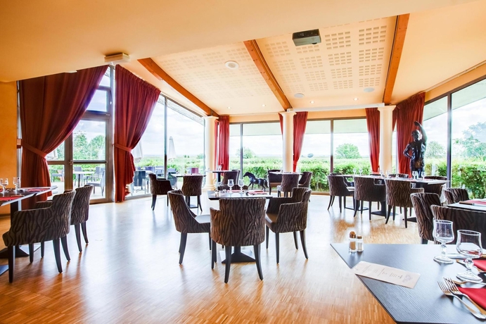 Imagen de los interiores del Hotel Le Relais Saint Michel. Foto 16