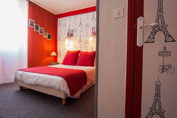 Imagen de la habitación del Hotel Le Relais Sarrasin. Foto 11