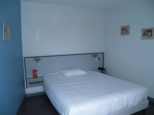 Imagen de la habitación del Hotel Le Relais Vauban. Foto 13
