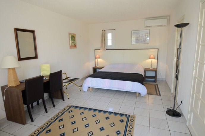 Imagen de la habitación del Hotel Le Relais du Val d\'Orbieu. Foto 5