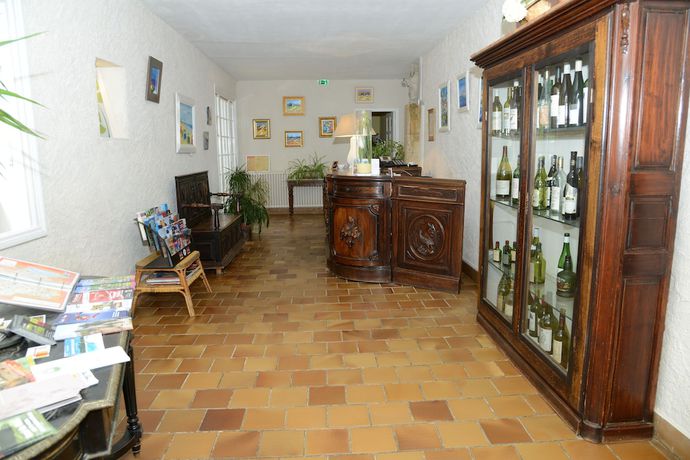 Imagen de los interiores del Hotel Le Relais du Val d\'Orbieu. Foto 20