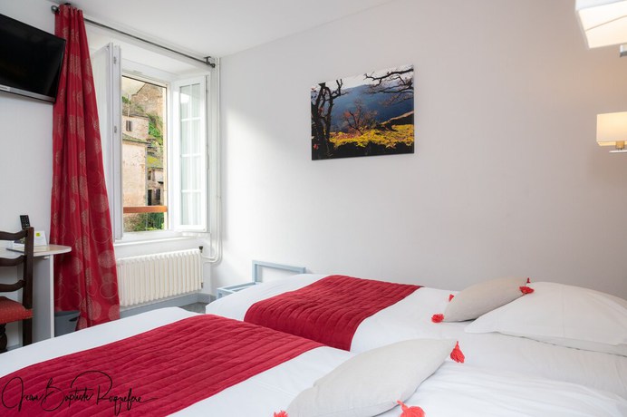 Imagen de la habitación del Hotel Le Relays du Chasteau. Foto 1