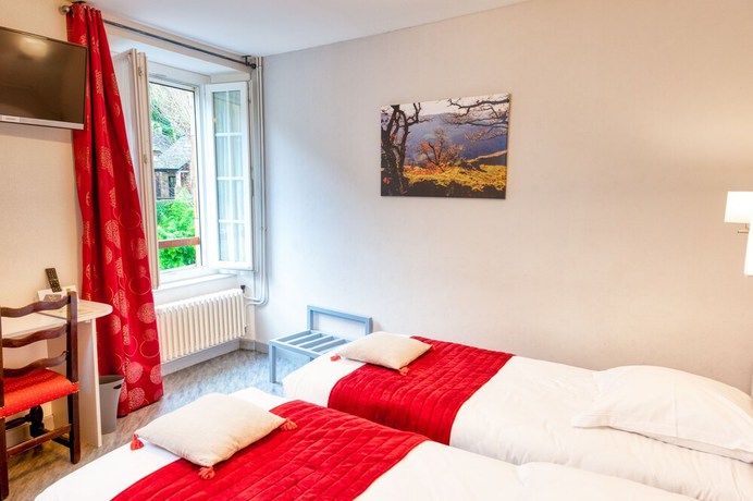 Imagen de la habitación del Hotel Le Relays du Chasteau. Foto 18
