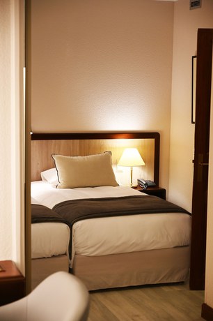 Imagen de la habitación del Hotel Le Rempart. Foto 5