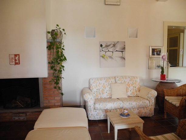 Imagen de los interiores del Hotel Le Renaie. Foto 13