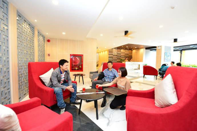 Imagen de los interiores del Hotel Le Resort and Villas. Foto 14