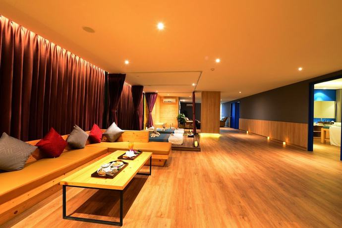 Imagen de los interiores del Hotel Le Resort and Villas. Foto 17