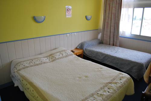 Imagen de la habitación del Hotel Le Richelieu, Le Boulou. Foto 9