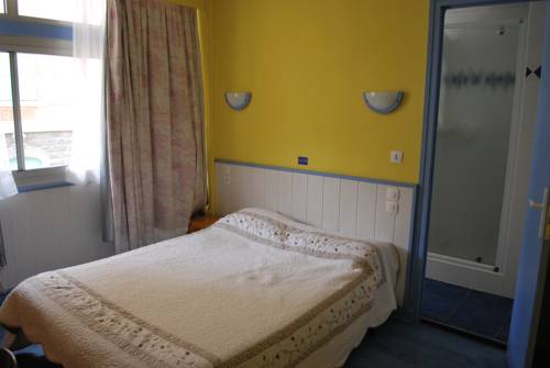 Imagen de la habitación del Hotel Le Richelieu, Le Boulou. Foto 12