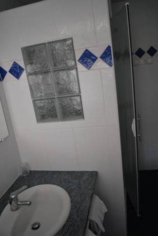 Imagen de la habitación del Hotel Le Richelieu, Le Boulou. Foto 13