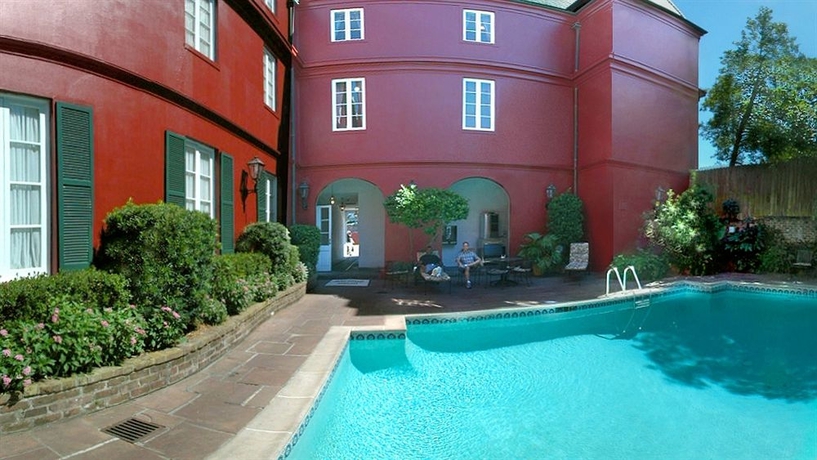 Imagen de la piscina del Hotel Le Richelieu, Nueva orleans. Foto 5
