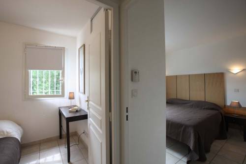 Imagen de la habitación del Hotel Le Rivage, MANDELIEU-LA-NAPOULE. Foto 4