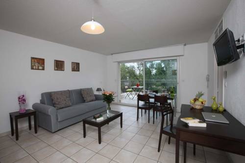 Imagen de la habitación del Hotel Le Rivage, MANDELIEU-LA-NAPOULE. Foto 7