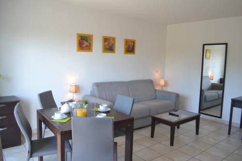 Imagen de la habitación del Hotel Le Rivage, MANDELIEU-LA-NAPOULE. Foto 11