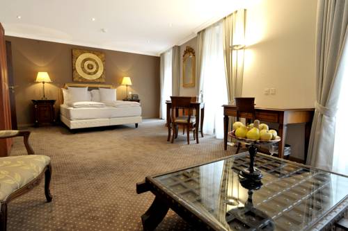 Imagen de la habitación del Hotel Le Rive. Foto 11