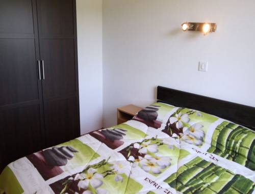 Imagen de la habitación del Hotel Le Riviera. Foto 10