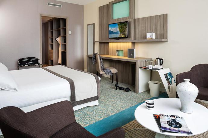 Imagen de la habitación del Hotel Le Riviera. Foto 6