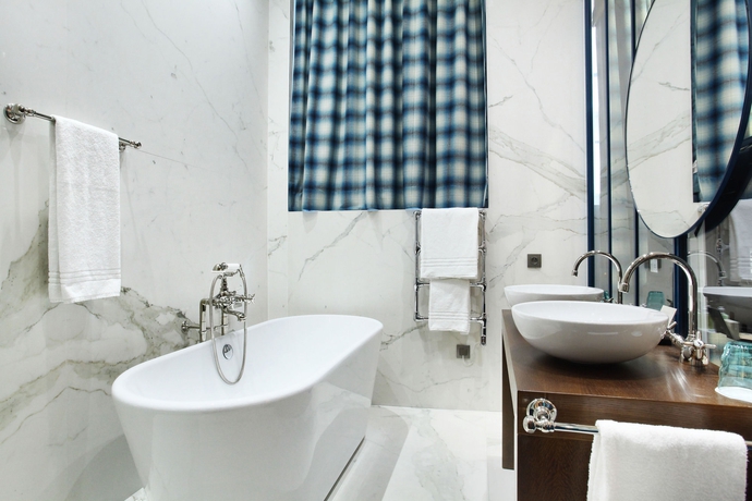 Imagen de la habitación del Hotel Le Robinet d'Or. Foto 11