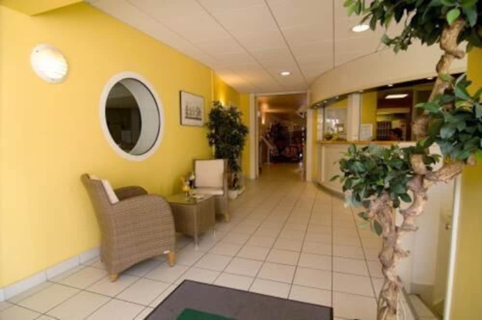 Imagen de los interiores del Hotel Le Robinson. Foto 14