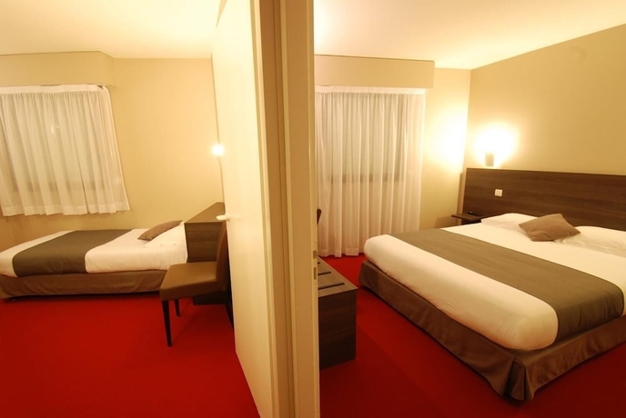 Imagen de la habitación del Hotel Le Robinson. Foto 7