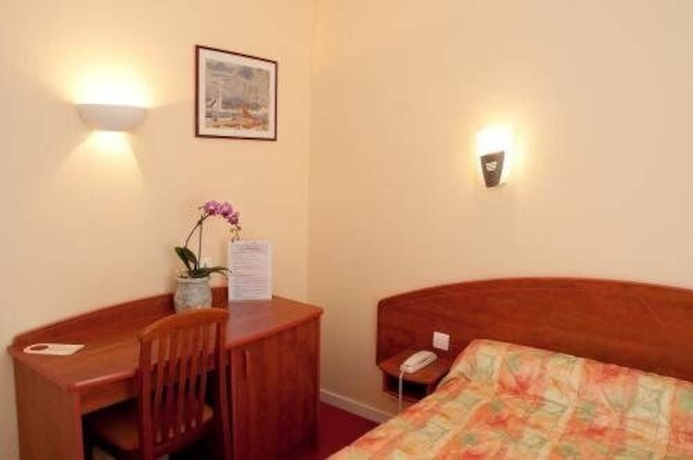 Imagen de la habitación del Hotel Le Robinson. Foto 10