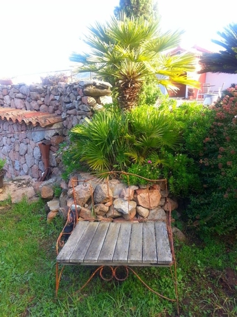 Imagen de los exteriores del Hotel Le Roc E Fiori. Foto 11