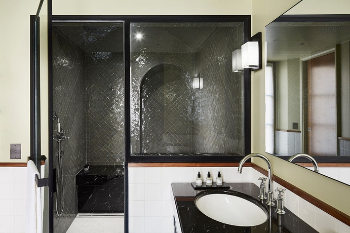 Imagen de la habitación del Hotel Le Roch. Foto 4