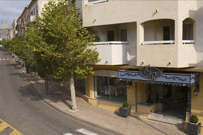 Imagen de la habitación del Hotel Le Rocher. Foto 11