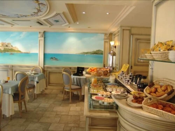 Imagen del bar/restaurante del Hotel Le Rocher. Foto 4