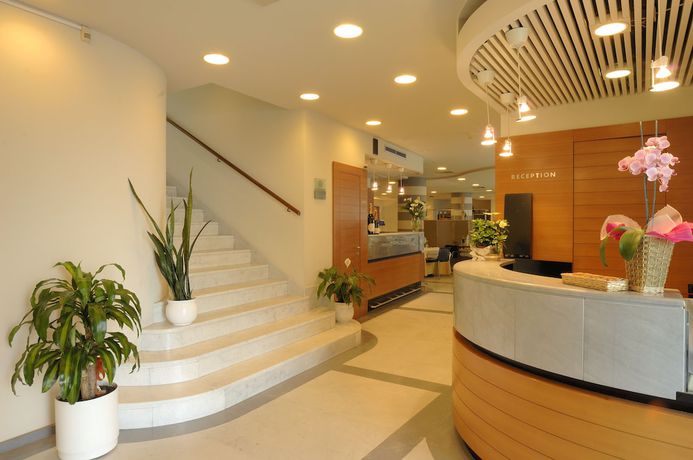 Imagen general del Hotel Le Roi. Foto 1