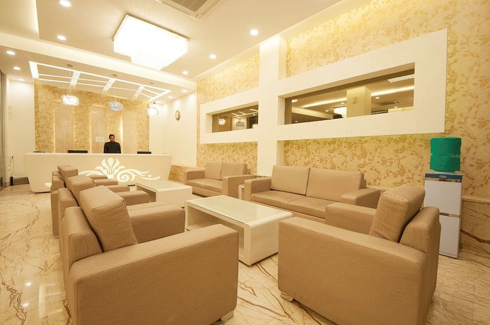 Imagen de los interiores del Hotel Le Roi Haridwar @ Har Ki Pauri Road. Foto 19