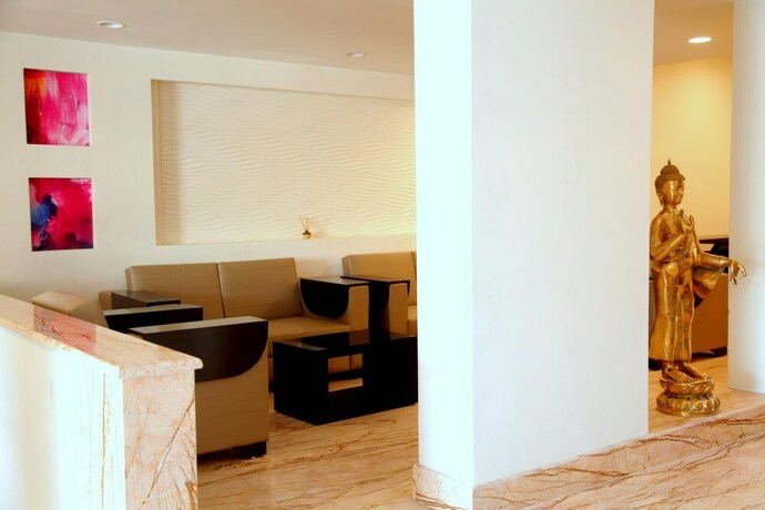 Imagen general del Hotel Le Roi Jammu. Foto 11