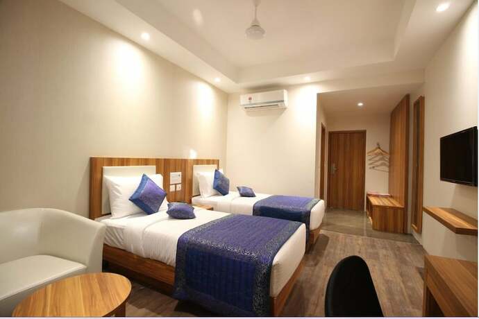 Imagen de la habitación del Hotel Le Roi Raipur. Foto 22