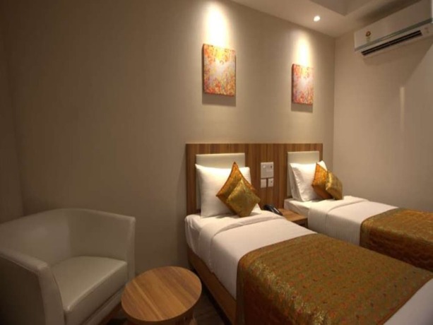 Imagen de la habitación del Hotel Le Roi Raipur. Foto 25