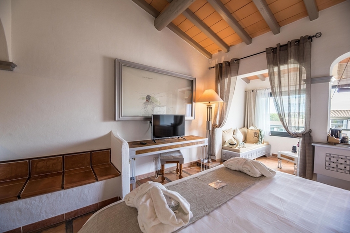 Imagen de la habitación del Hotel Le Roi Théodore. Foto 3