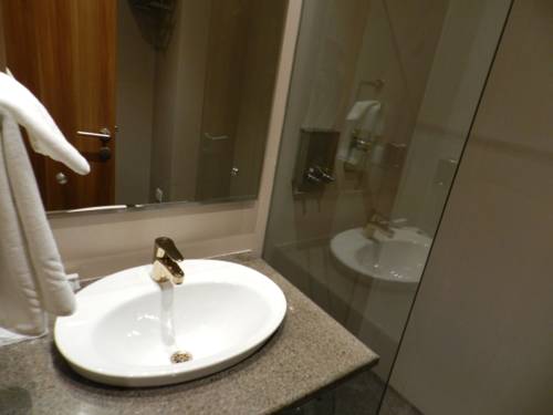 Imagen de la habitación del Hotel Le Roi Udaipur. Foto 5