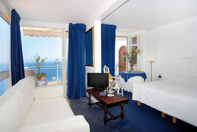 Imagen de la habitación del Hotel Le Roquebrune. Foto 10