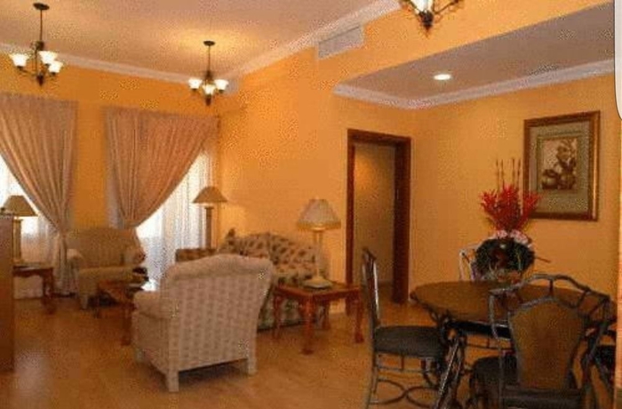 Imagen de los interiores del Hotel Le Royal Express. Foto 9