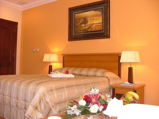 Imagen de la habitación del Hotel Le Royal Express Salmiya. Foto 11