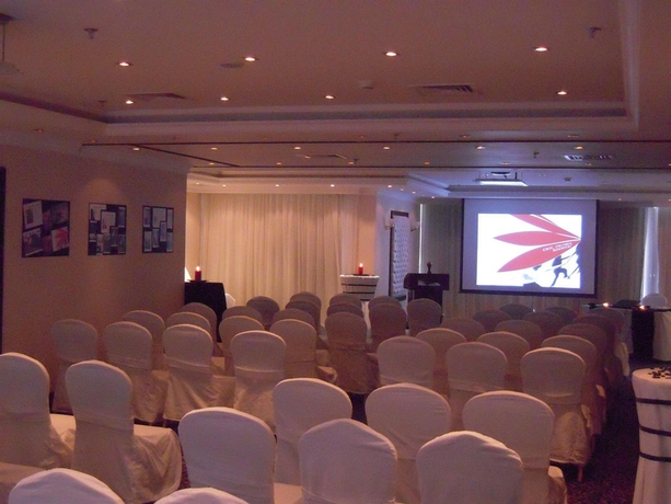 Imagen de los interiores del Hotel Le Royal. Foto 13