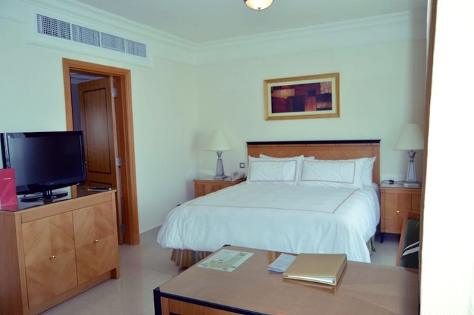 Imagen de la habitación del Hotel Le Royal Holiday Resort Aqua Park. Foto 3